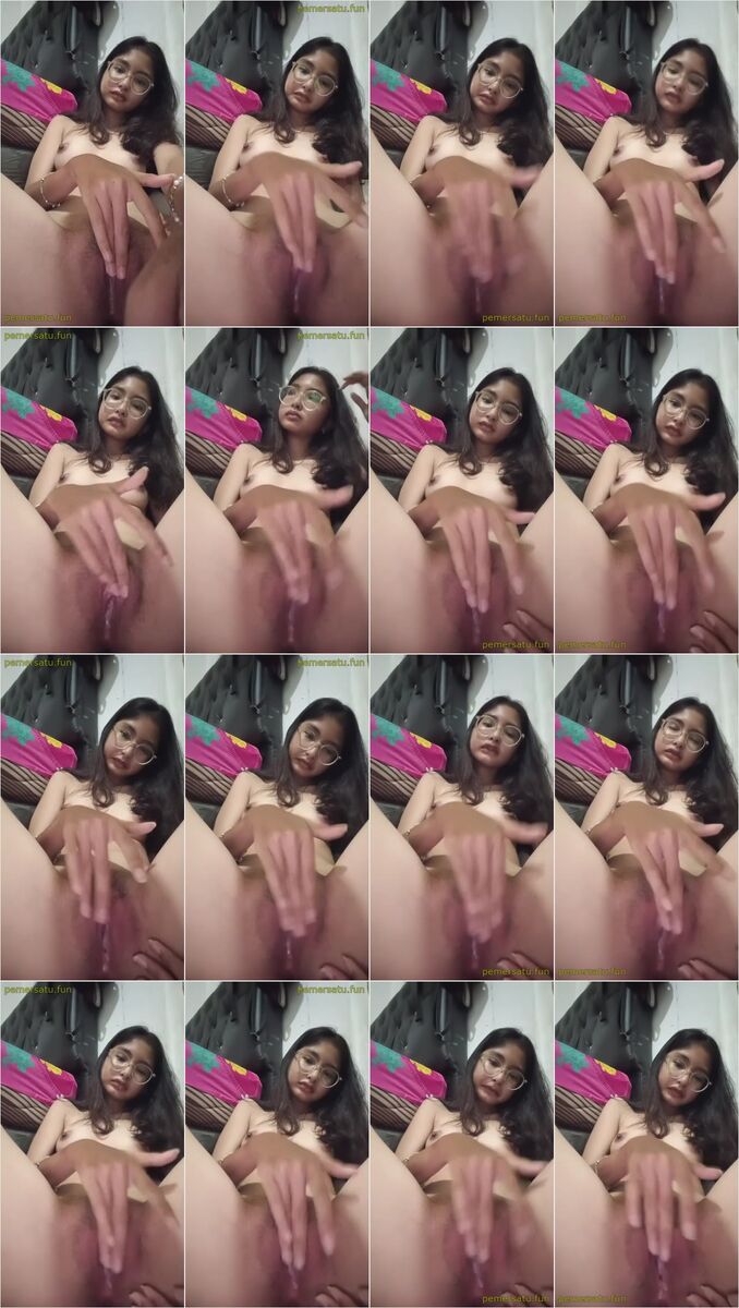 dede shifa abg 18yo kacamata (7)