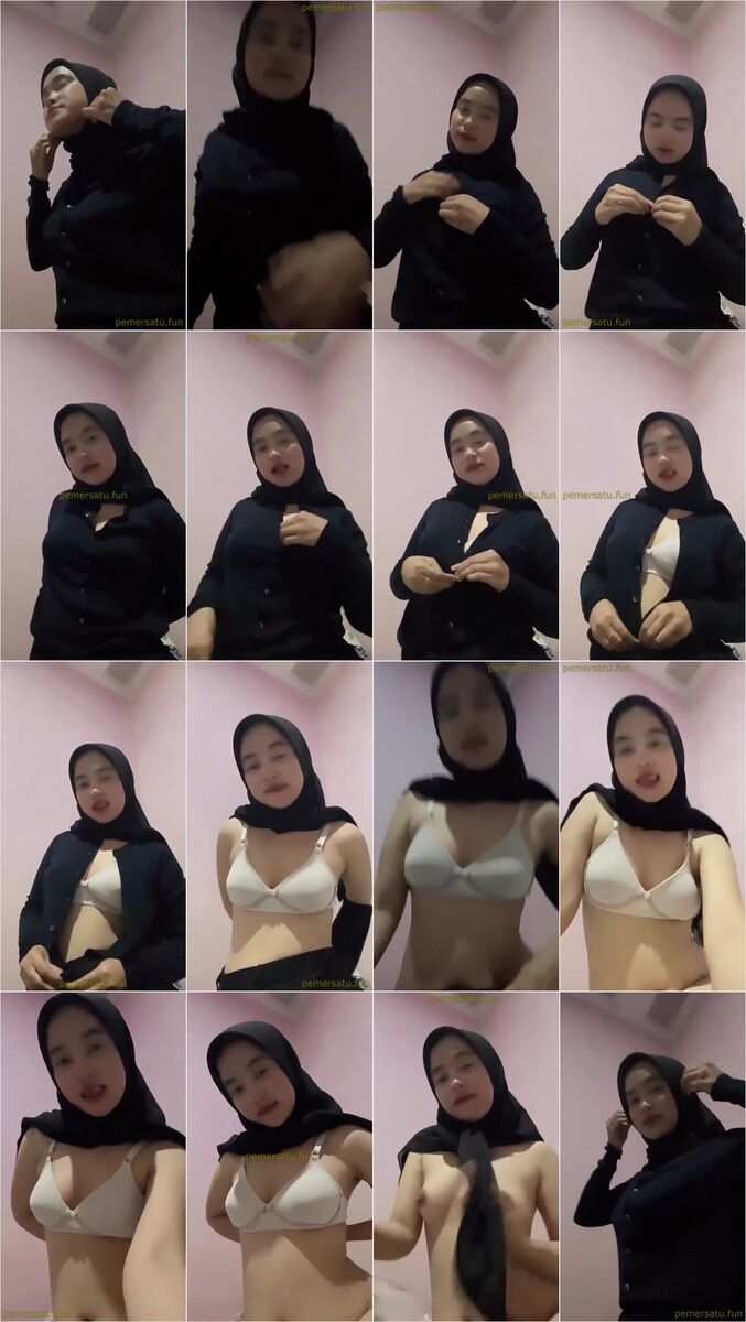 hijab hitam doyan colok memek becek (1)