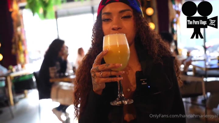 Hannah Marie Airport Sex Tape