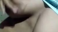 Abg Kampung 18Yo Colok Memek Hanya Pakai Beha