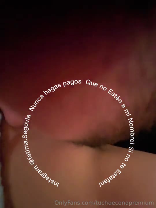 Peruana swallowing milk