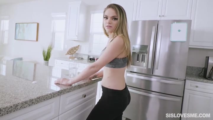 SisLovesMe Athena Faris 2