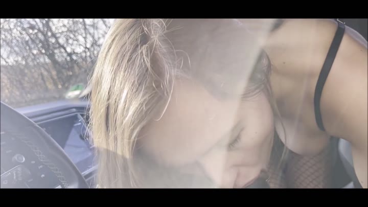 OnlyFans Stacy Cruz – Put Me In Reverse And Cum