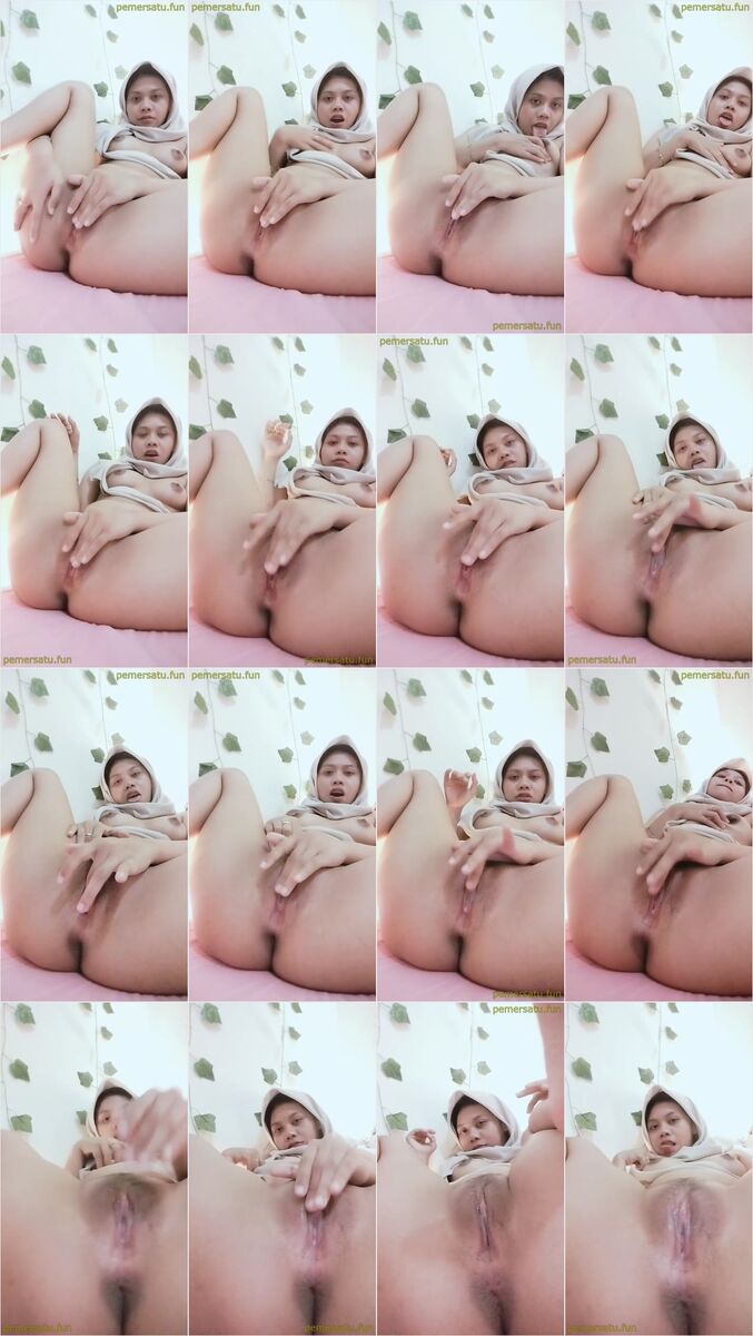 binal banget mukanya pamer tubuh - Jilbab