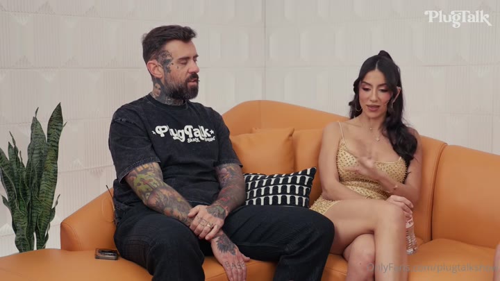 Onlyfans – Lilly Phillips – PlugTalk with Lena The Plug