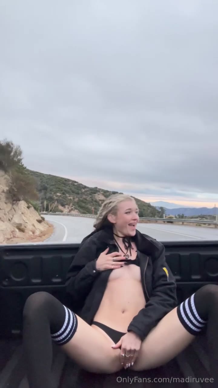 Madi Ruve - Solo Truckbed Masturbation