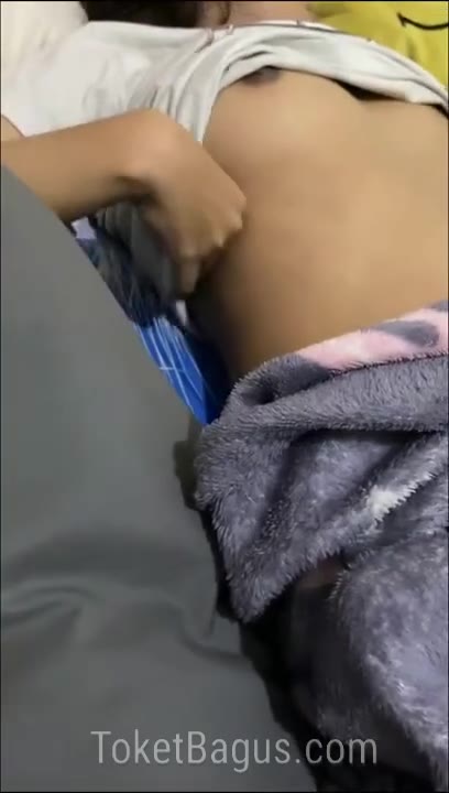 Akibat gangguin kakak lagi tidur