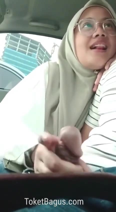 Kompilasi Jilbab abg sangean doyan di muncratin muka