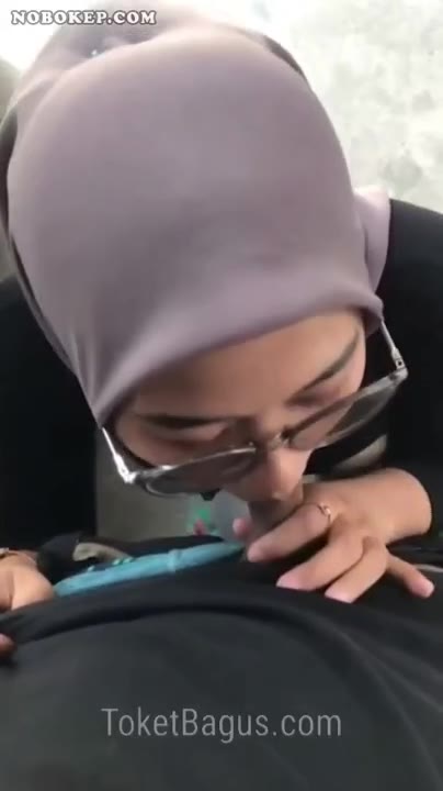 Jilbab Nisia Yuanida Eksib Viral Nyepong Depan Rumah Kosong Thumb