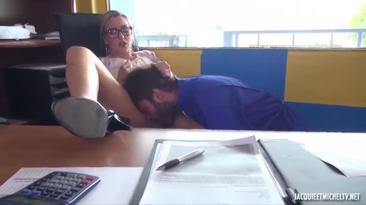 JacquieEtMichelTV Lindsay link