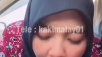 Baju Merah Motif Bunga2 Suka Ngulum - Jilbab