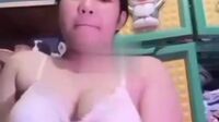 Abg Montok Tobrut 18Yo Colmek Telanjang (1)