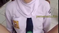 Abg Seragam 18Yo Hijab Putih Dientot Outdoor Depan Kelas Menikmati