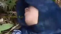 Pelajar Smp Hijab 18Yo Memek Tanpa Bulu Kebelet Ngewe Di Semak