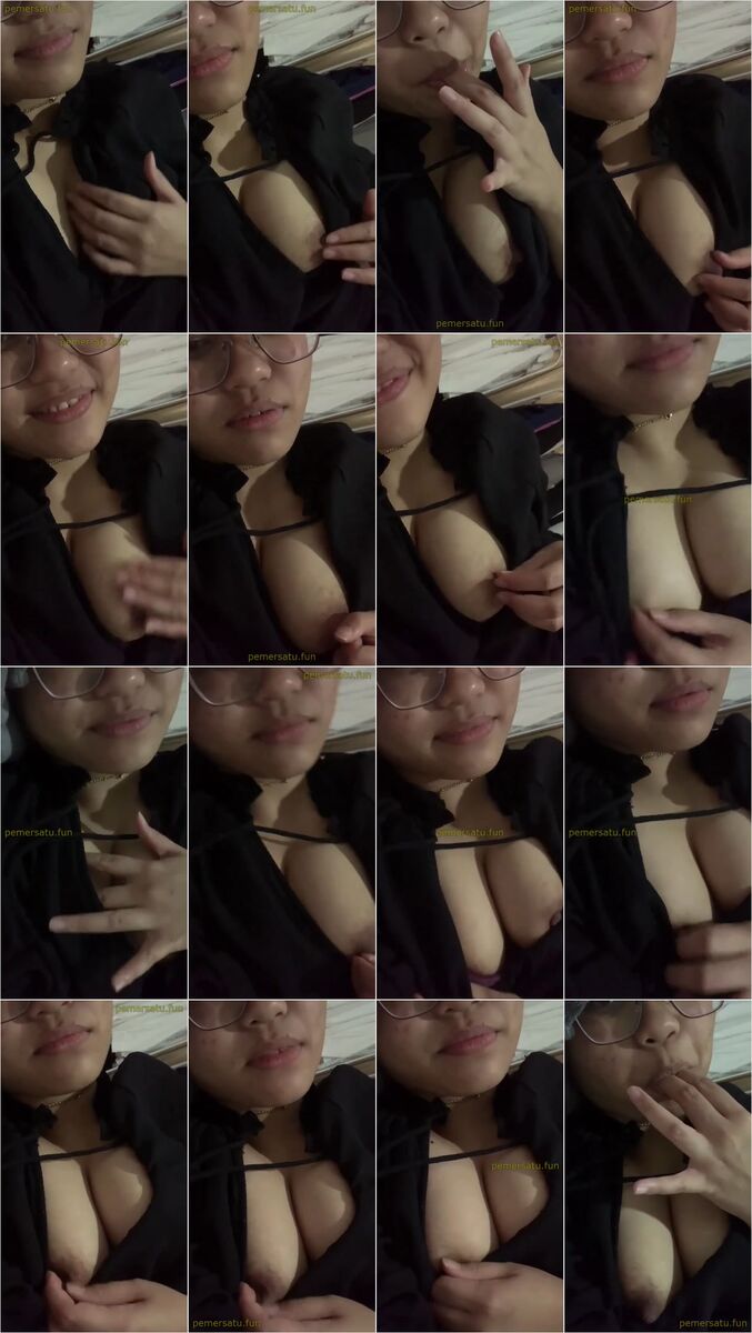 keira manis kacamata abg 18yo pap tetek