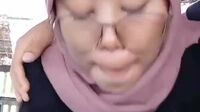 Bokep Hijab Memastikan Kondisi Sekitar Aman – BOKEPDEWASA COM