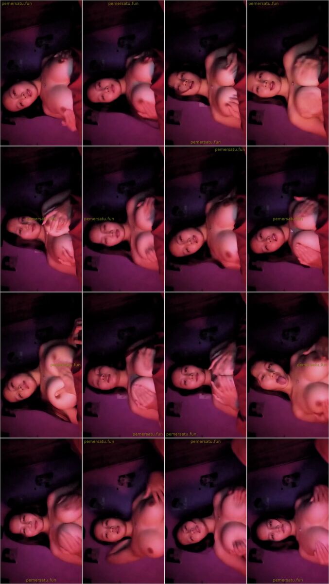 elvia montok toge 18yo suka colok memek (7)