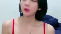 Baju Merah Live Sambil R3m4s2 feby senda viral