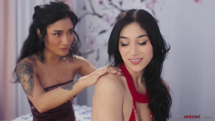 Watch/Download: SheSeducedMe 26 02 14 Alexa Chains And Avery Black