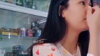 Mbak Cantik Penjaga Warung Diremas-Remas Sales Rokok