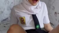 Abg Seragam 18Yo Hijab Dientot Kakak Kelas Di Rumah Kosong