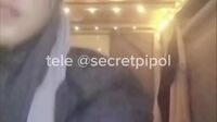 Jilbab Abu Keliatan Lugu Padahal Suhu