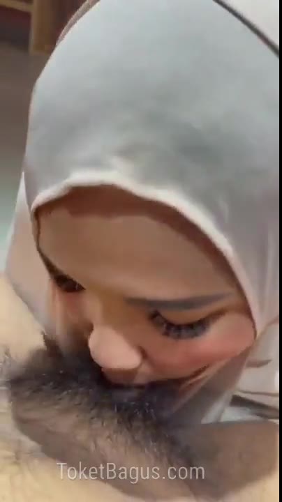 Menantu soleha masih malu2 layani b ...