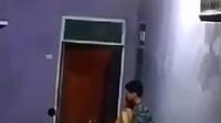 Intip Janda Muda Lagi Dientot Depan Kontrakan