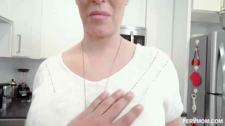 PervMom Ryan Keely Getting The Talk And Giving The Cock