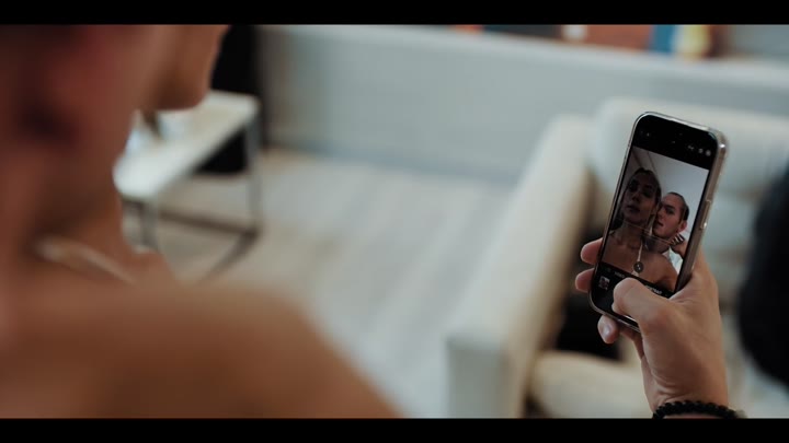 Freeze Veronica Leal Paparazzi 1080