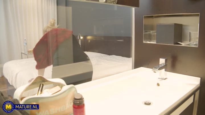 Yelena Vera Seduces her stepson