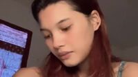 Cantik Pakai Daster Di Wc Sambil Merokok