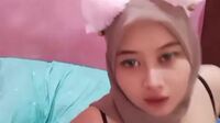 Jilbab Cantik Mulus Colok Memek Sempit