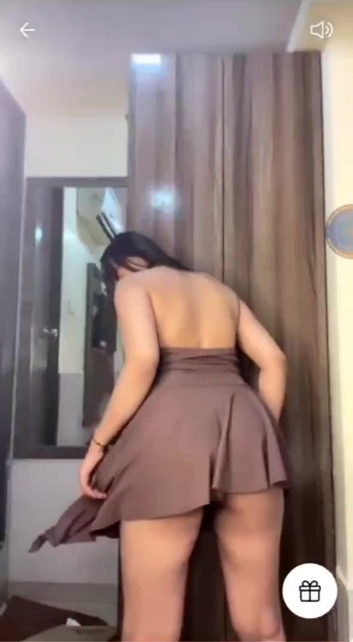 Diya Showing Boobs, Pussy & Ass and Dancing Naked on PREMIUM Tan…
