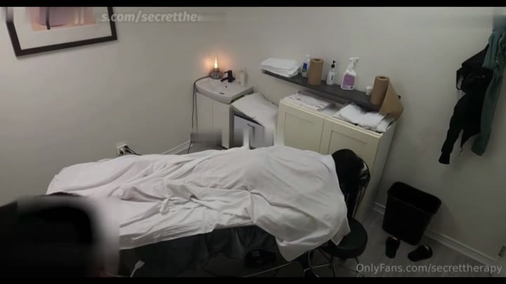 OnlyFans Secret Therapy Kendal Hot Milf Seduced To Fuck Her Massage Therapist