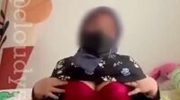 Tante Hijab Semok Bikin Sange - Hijab