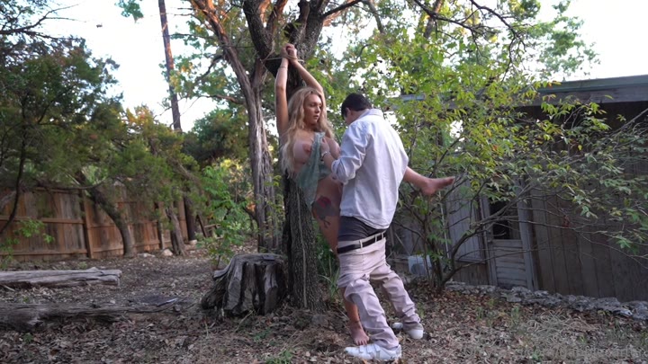 OnlyFans 2025 Gabbie Carter Outdoor Bondage Creampie