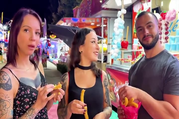 Jacquie Et Michel TV – Irogenia & Cataleya Irogenia and Cataleya make the funfair sublime!