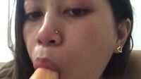 Kat Aldave Montok Sepong Dildo Kecil Binal