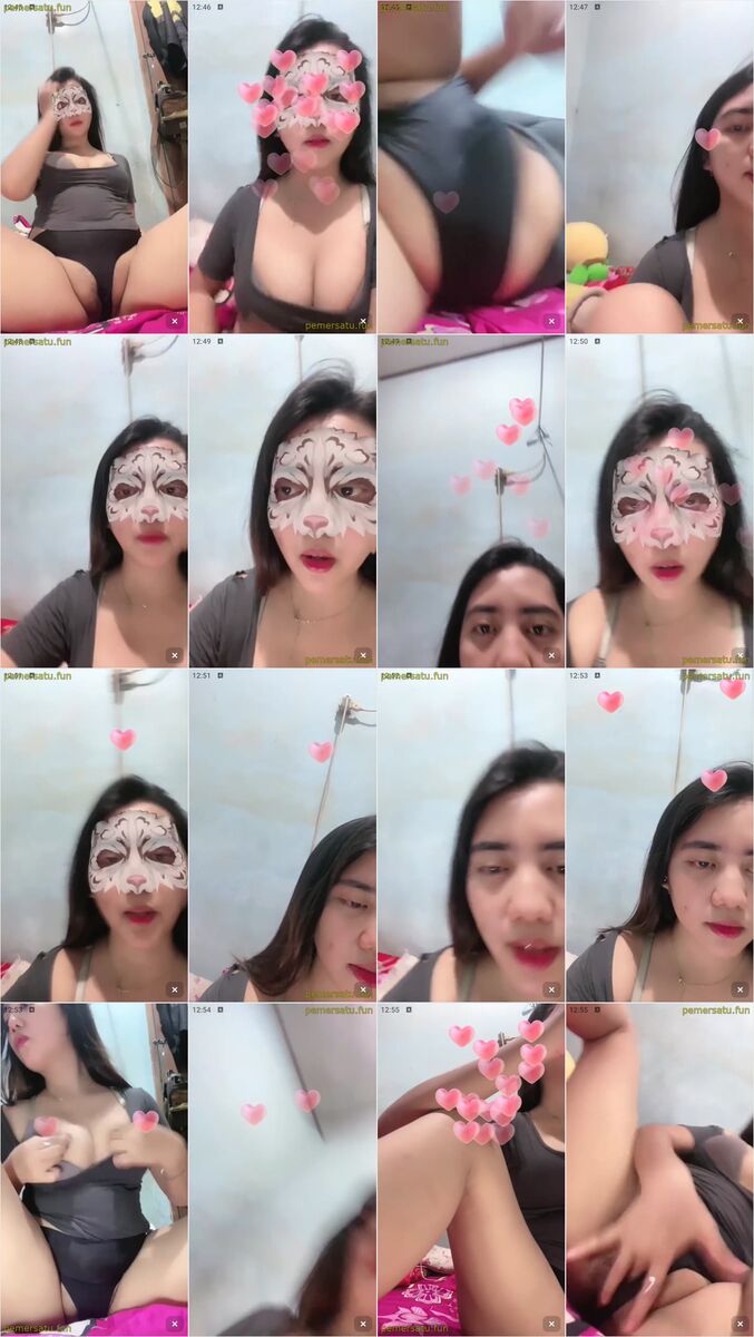 via cantik ngangkang pap memek wangi
