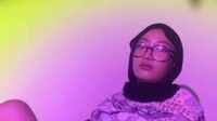 Hanisah Hijab Kacamata Abg 18Yo Tocil Kurus Mov (3)