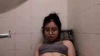 Bokep Tiktok Viral Cewek Colmek Pake Shower