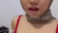 Kompilasi Hijab Auyiya 18Yo Abg Dientot