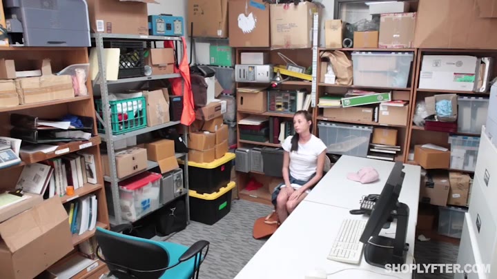 Shoplyfter Carolina Sweets