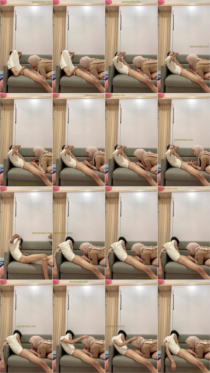 disepong zeylin hijab abg 18yo di sofa nikmat