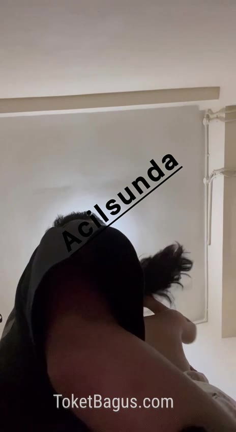 Bokep Viral Acil sunda jual memek pacarnya