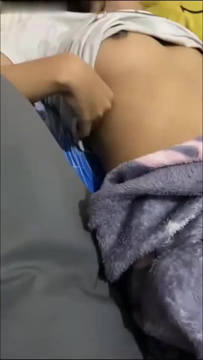 Bokep bocil SD viral gangguin adek lagi tidur