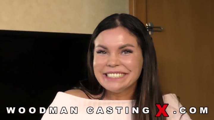 WoodmanCastingX Sasha Coxx