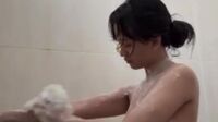 Kompilasi Dilla Hartono Abg 18Yo Viral Mandi Vcs