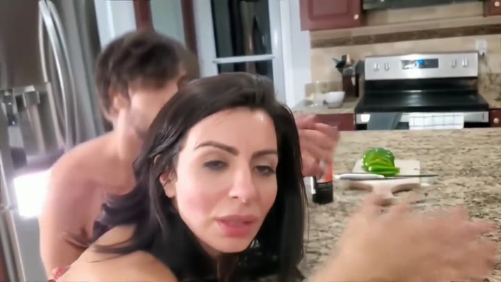 Alina Angel Arabian Milf